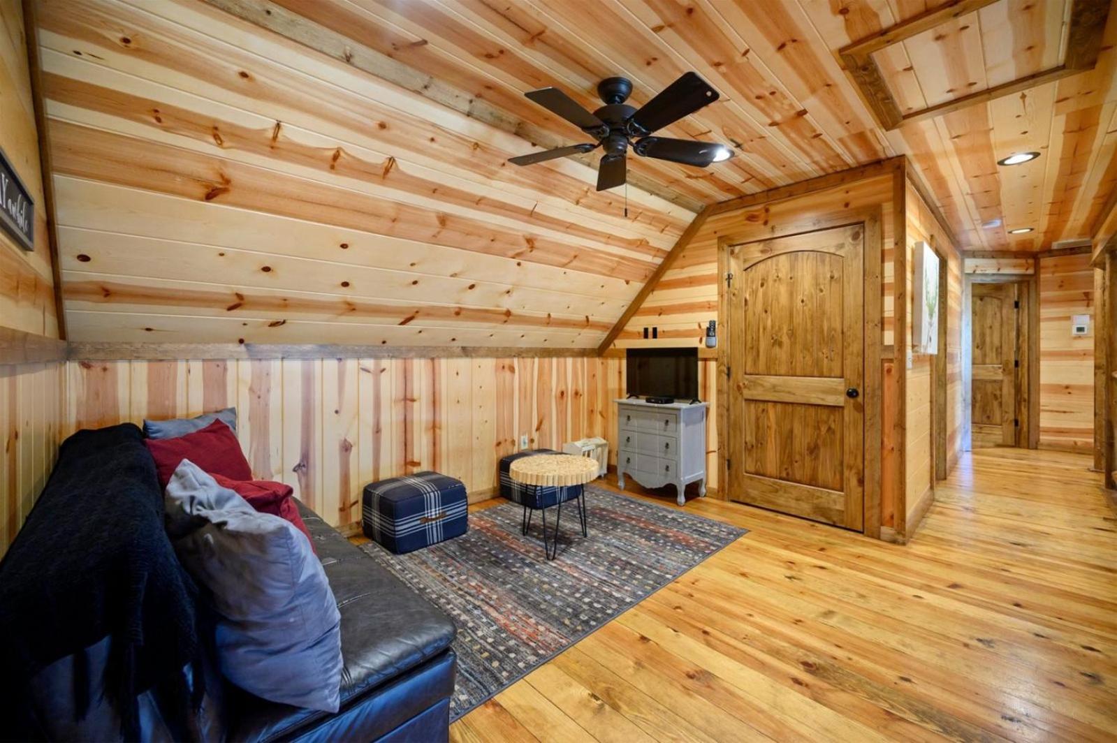Diamond In The Pines Villa Broken Bow Exterior photo